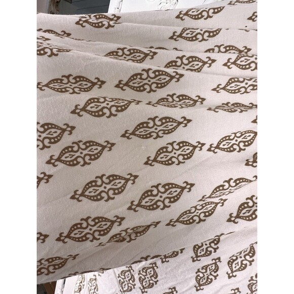 Michael Kors Gold Geometric Print Top Gold Neckline Trim, Size M - Picture 10 of 16